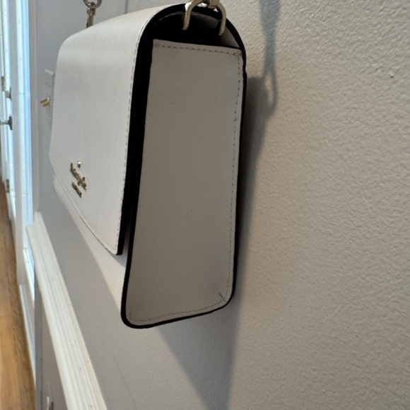 KATE SPADE NEW YORK Madison Bright White Crossbody GOLD hardware retired - Picture 3 of 9
